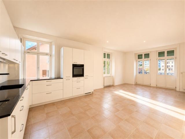 Renovierte 4.5 Zimmer Wohnung