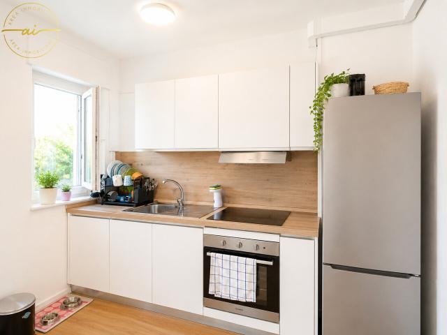 RENOVIERTE 4 ZIMMER WOHNUNG