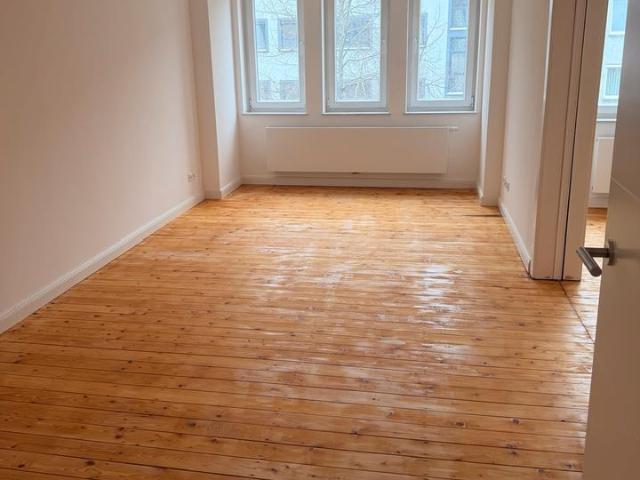 Renovierte 4 Zimmer Wohnung, 95 m², am Engelbosteler Damm