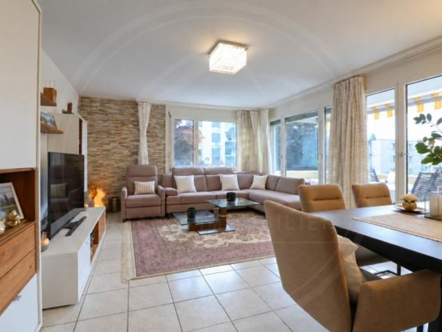 Renovierte 4 Zimmer Wohnung in familienfreundlichem Wohnquartier