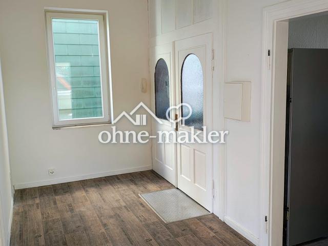 Renovierte 4 Zimmer Wohnung mit Einbauküche, 120qm