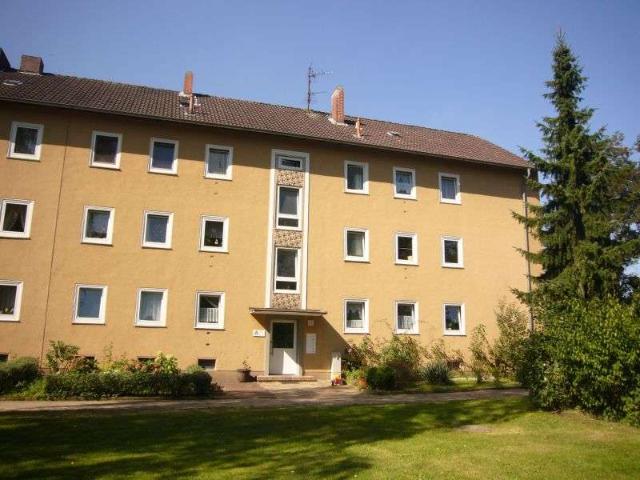 Renovierte 4 Zimmer Wohnung mit Tageslichtbad frei!