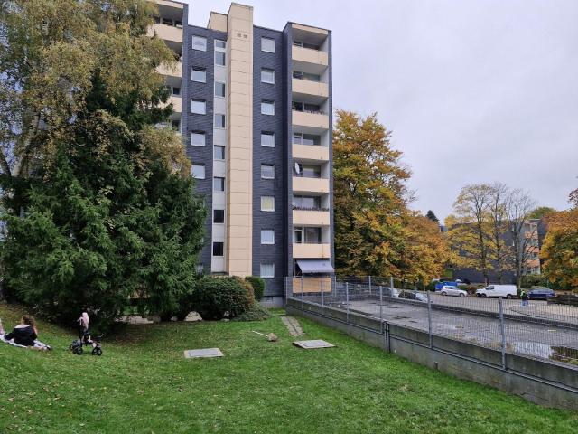 Renovierte 4 Zimmer Wohnung sucht neuen Mieter