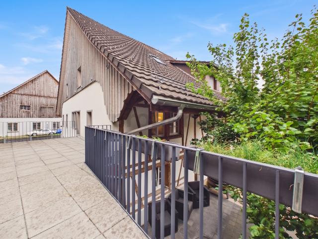 Renoviertes 4 Zimmer Reiheneckhaus mit grosszügiger Terrasse