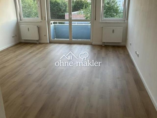 Renoviertes 1 Zimmer Appartement mit Balkon+Stellplatz in Weiden Zentrum