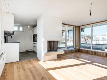 Renoviertes 3.5 Zi. Penthouse mit XXL Terrasse in Kreuzlingen Kopie Kopie