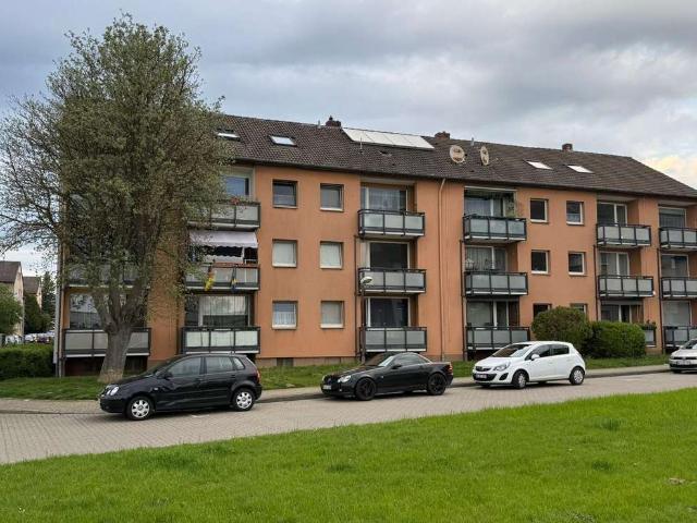 Renoviertes Wohnglück im Grünen – Erdgeschoss mit Balkon2026