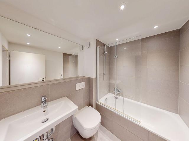 Renoviertes Apartment mit Einbauküche und renoviertem Bad
