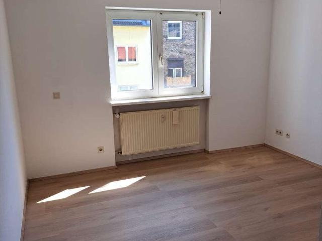Renoviertes, bezugsfreies 1 Zimmer Apartment – sofort nutzbar oder vermietbar