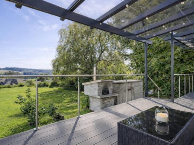 Renoviertes Bürgerhaus in ländlicher Umgebung
