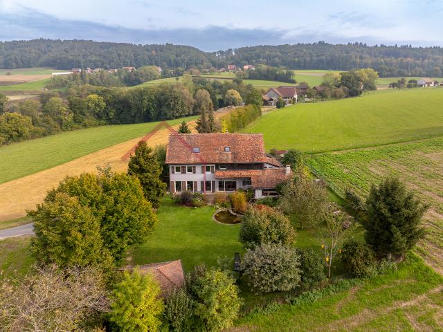 Renovierte Charakter Farm mit absoluter Privatsphäre 5 Minuten von Payerne