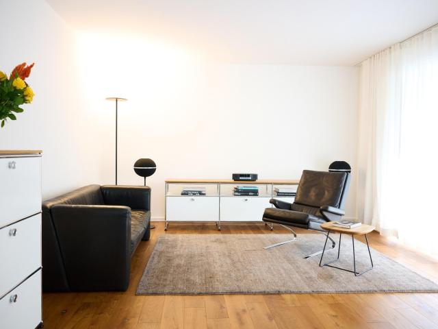 Renoviertes Highlight im schönen Golzheim Prov. frei, optional Garage & Stellplatz