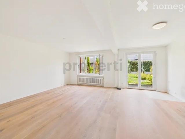 Renoviertes Reihenhaus mit Garten & Charme