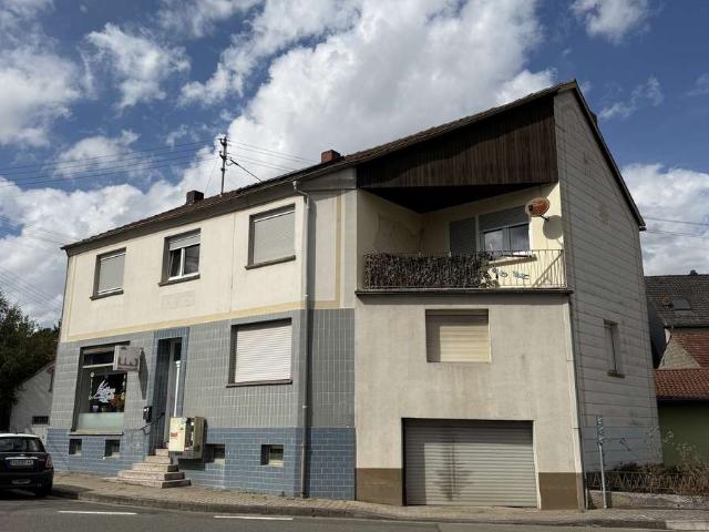 renovierungsbedürftige 1 2 FH