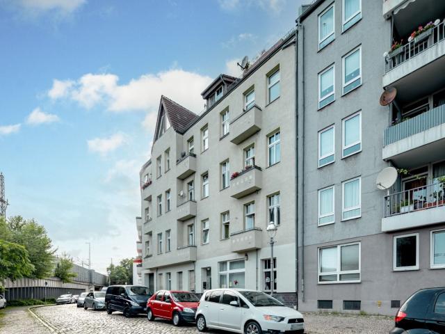 Renovierungsbedürftige 2 Zimmer Wohnung – Gestalten Sie Ihr Traumzuhause!