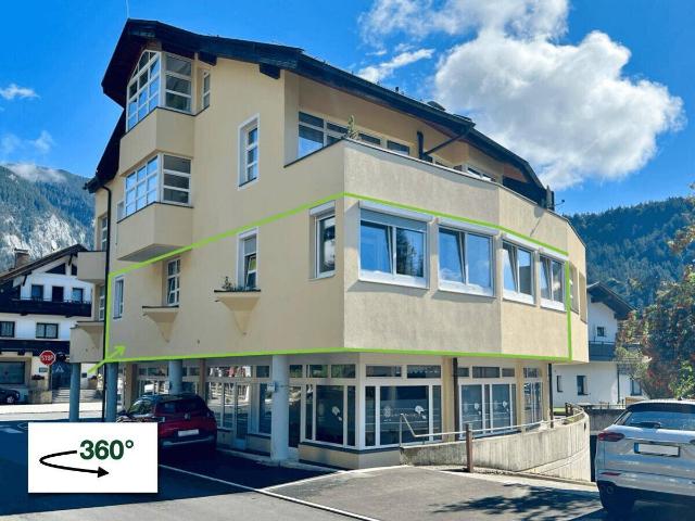 Renovierungsbedürftige 3 Zimmer Wohnung mit Südloggia in Leutasch