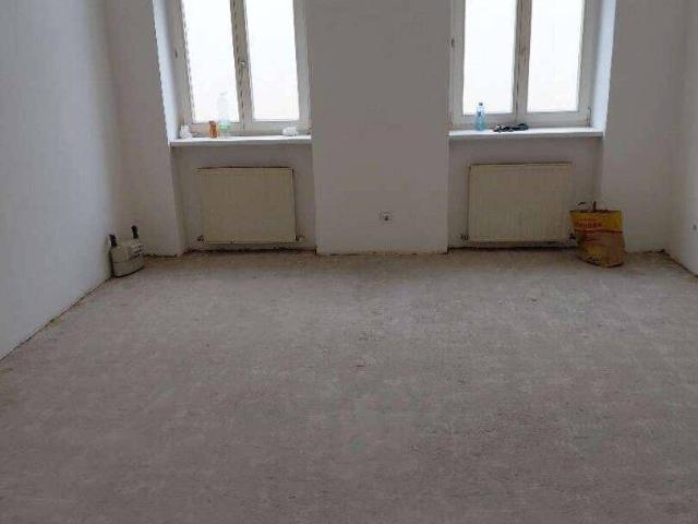 Renovierungsbedürftiges Altbauarpartment 31m² in Toplage 1090 Wien !