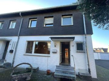 Renovierungsbedürftiges EFH in ruhiger Lage von MG Bettrath