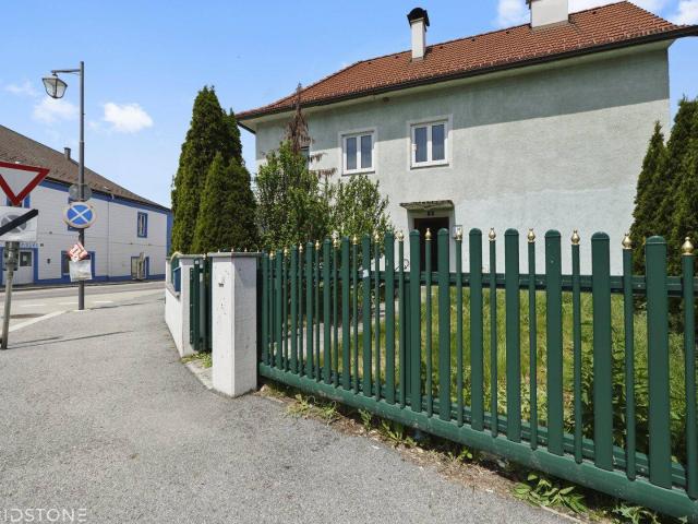 Renovierungsbedürftiges Einfamilienhaus mit Potenzial und Garten in Gmünd