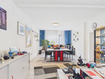 Renovierungsbedürftiges Haus mit großem Grundstück und vielseitigen Möglichkeiten