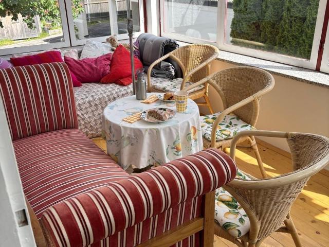 Renovierungsbedürftiger Wohntraum in Stilvoller Villa