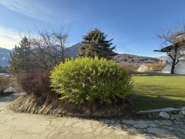 Renovierungsbedürftiger Bungalow in Südhanglage mit Traumaussicht