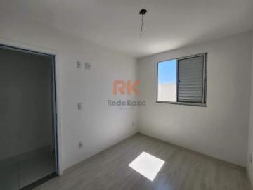 Área privativa no bairro Cabral Área 184m² 2 quartos I 3 vagas