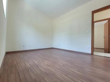 Área privativa à venda com 03 quartos no Bairro Caiçara