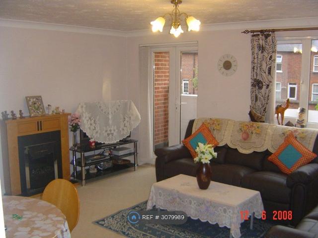 Reading, Reading RG1, 2 bed flat to rent, £1,395 pcm | PrimeLocation