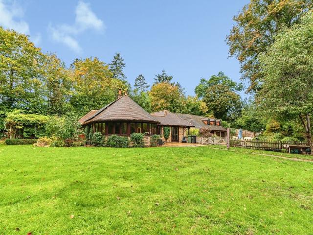 Reading Road, Henley On Thames RG9, 6 bed detached house to rent, £7,500 pcm | PrimeLocation