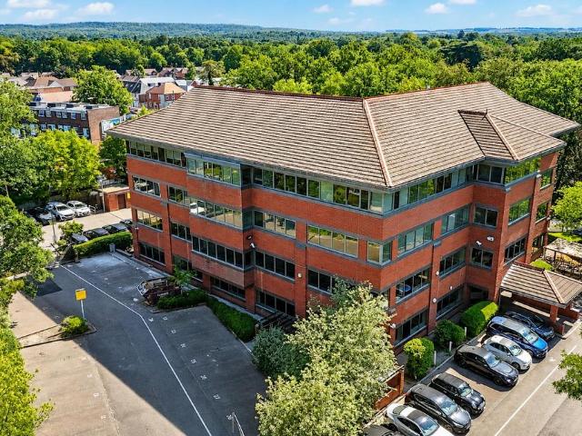 Reading Road North, Fleet GU51, 1 bed flat to rent, £1,275 pcm | PrimeLocation