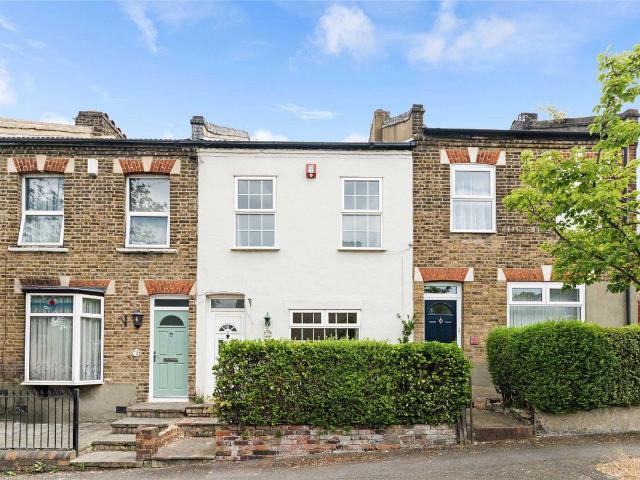 Reading Road, Sutton SM1, 2 bed terraced house to rent, £1,900 pcm | PrimeLocation
