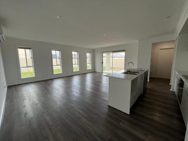 READY TO MOVE IN QUIET LOCATION