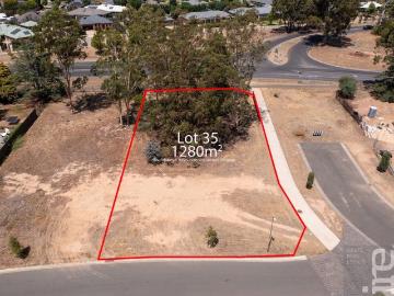 Ready to build on in Waldara Golf Estate