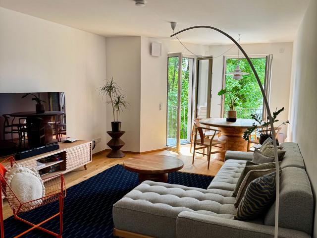 Ready to Live 3,5 Room w/ High End Interior & Fitted Kitchen in Neuehrenfeld All Inclusive, Central & Stylish, Koln Amsterdam Apartments for Rent