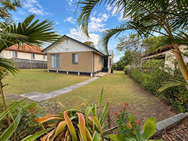 Ready To Move In. Motivated Seller, Serious Offers Invited!