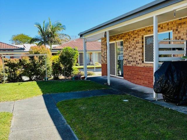 READY TO MOVE IN NOW DON'T MISS THIS ONE!