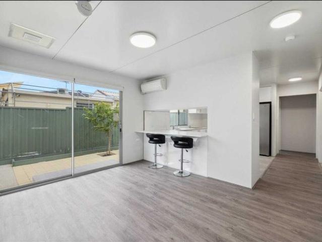 Ready to move in. Great for fifo workers close to airport