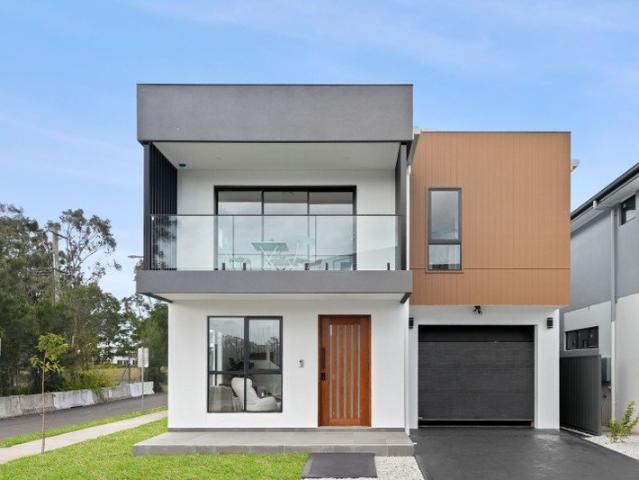 READY TO MOVE IN HOMES I CALL US NOW selection of 4,5 & 6 Bedroom Homes