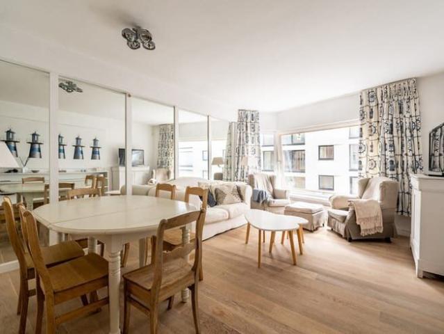 Ready to move in two bedroom apartment in the hart of het Zo