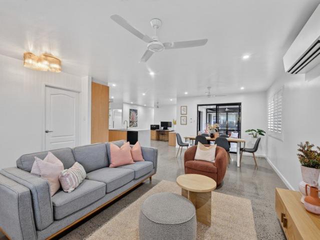 ready + now = 39 Kinnardy Street