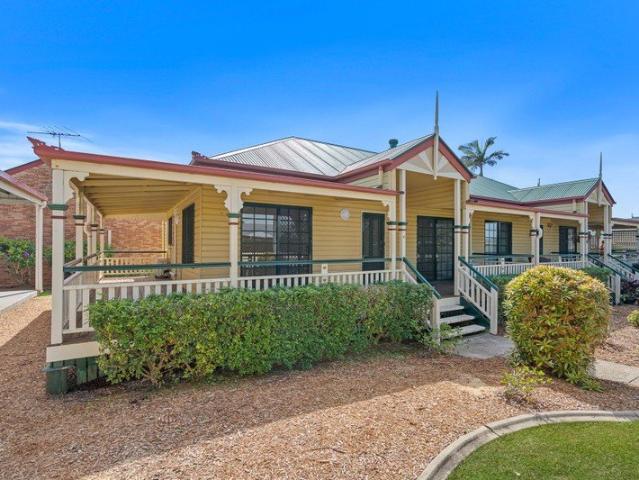 Ready Now! Rare opportunity for a colonial villa to enjoy your retirement