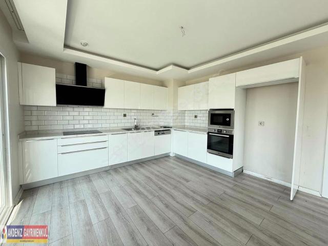 Real Avm Civarı Elit Site İçerisinde Geniş Oturumlu 4+1 Kiralık