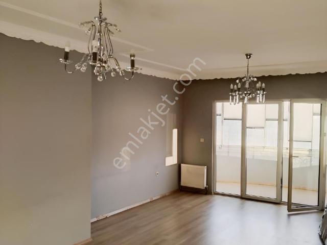 Real Arkasında Site İçerisinde Güvenlikli Kiralık Daire
