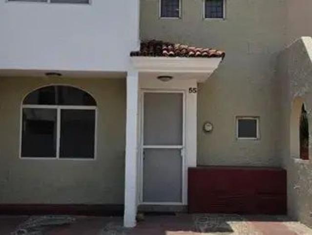 Real De Santa Anita. Casa En Renta De 3 Recámaras Y 2.5 Baño