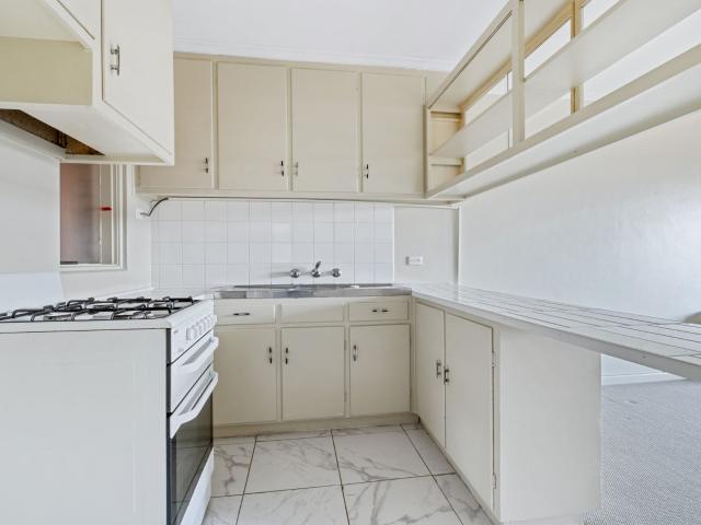 real estate for lease 9/82 marshall street ivanhoe, vic