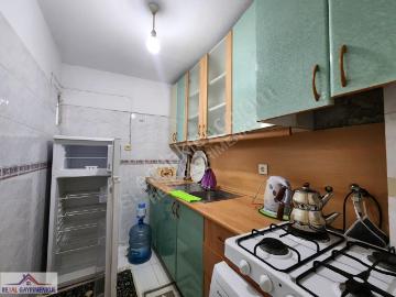 Real Gayrimenkulden Kemalpaşada Teraslı Eşyalı Kiralık 1+1 Daire