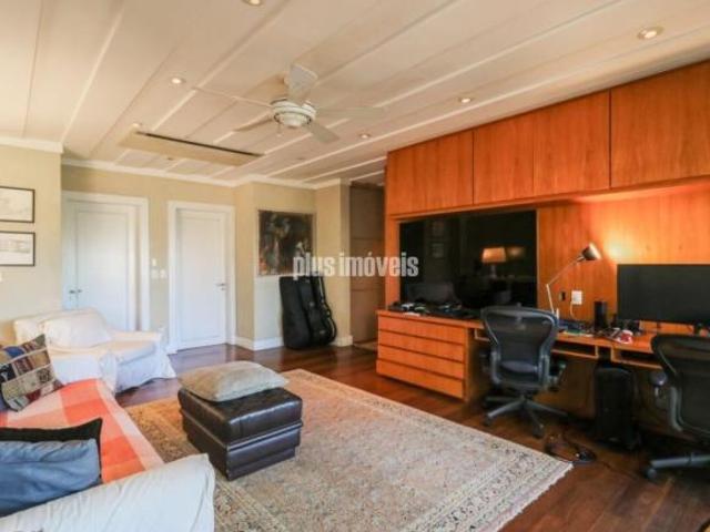 REAL PARQUE 885,0M² ÁREA DE TERRENO 791,0M² AC 5 SUÍTES 8 GARAGEM R