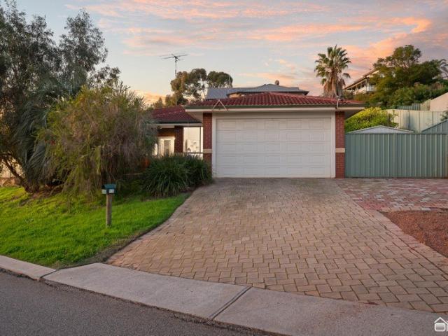 REAL SPACE FOR LIVING IN CLIFTON HILLS