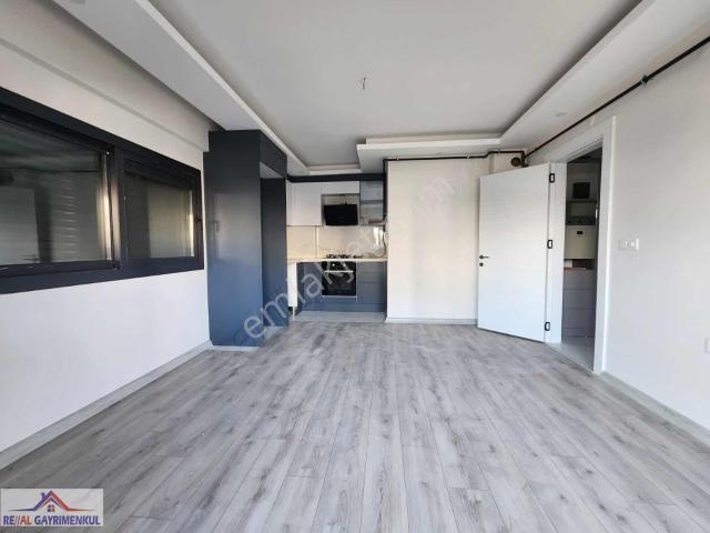 Real'den Cüneytbey Mah. 1+1 Kiralık Daire